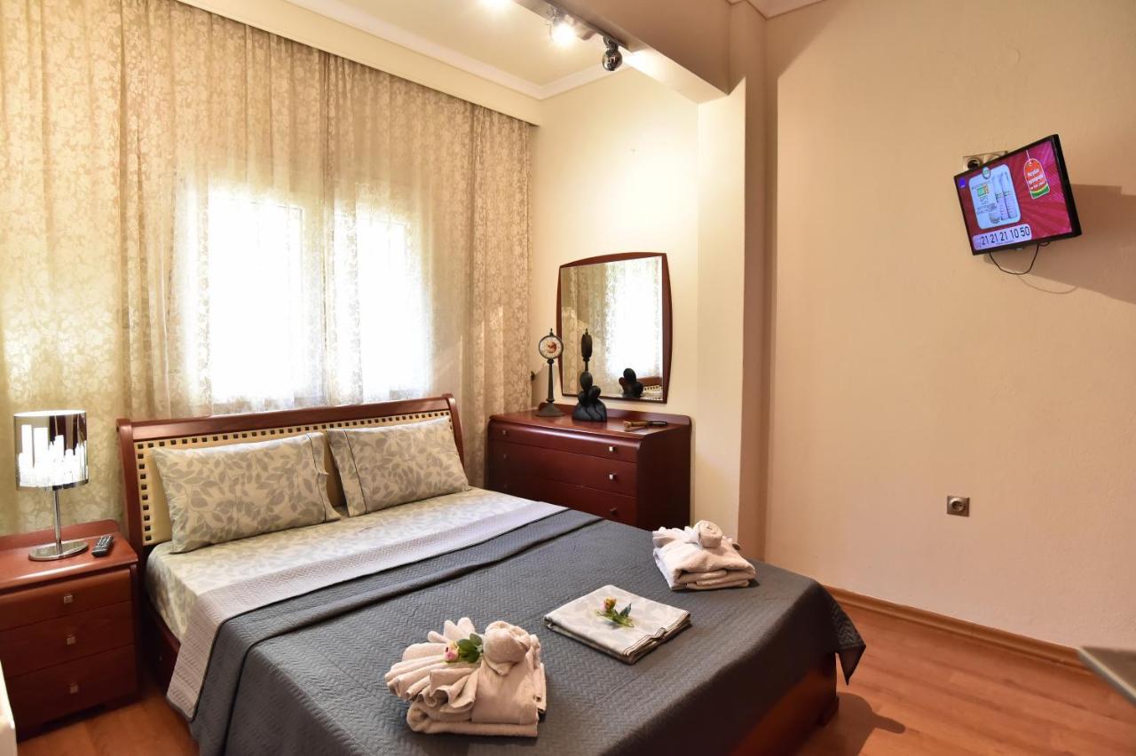 Holiday Blue Apartment ปาเลออน ซิฟลิคิออน ภายนอก รูปภาพ