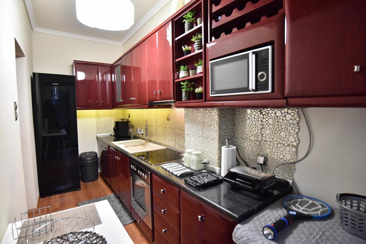 Holiday Blue Apartment ปาเลออน ซิฟลิคิออน ภายนอก รูปภาพ